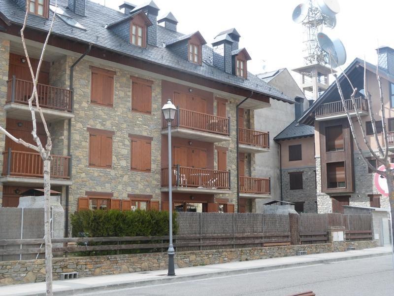 Apartament Esterri エステリ・ダネウ エクステリア 写真